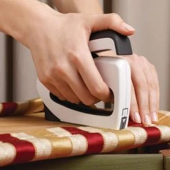 TruTac Light Duty Forward Action Stapler by Arrow -Porter-Cable Sales Shop arrow staple guns tt21 31 1000