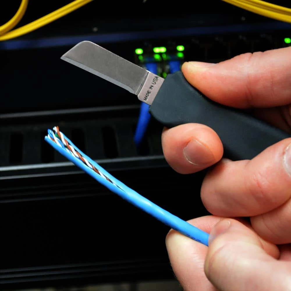 Cable Splicers Knife, 6-1/4 in. with 1-1/2 in. blade, Ergonomic Handle by Jameson 7 Cable Splicers Knife, 6-1/4 in. with 1-1/2 in. blade, Ergonomic Handle by Jameson - Image 5