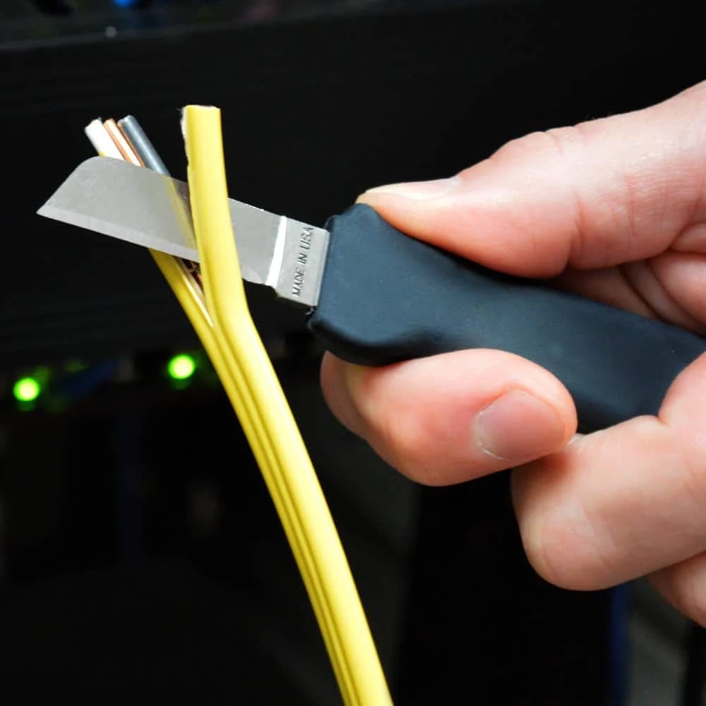 Cable Splicers Knife, 6-1/4 in. with 1-1/2 in. blade, Ergonomic Handle by Jameson 8 Cable Splicers Knife, 6-1/4 in. with 1-1/2 in. blade, Ergonomic Handle by Jameson - Image 6