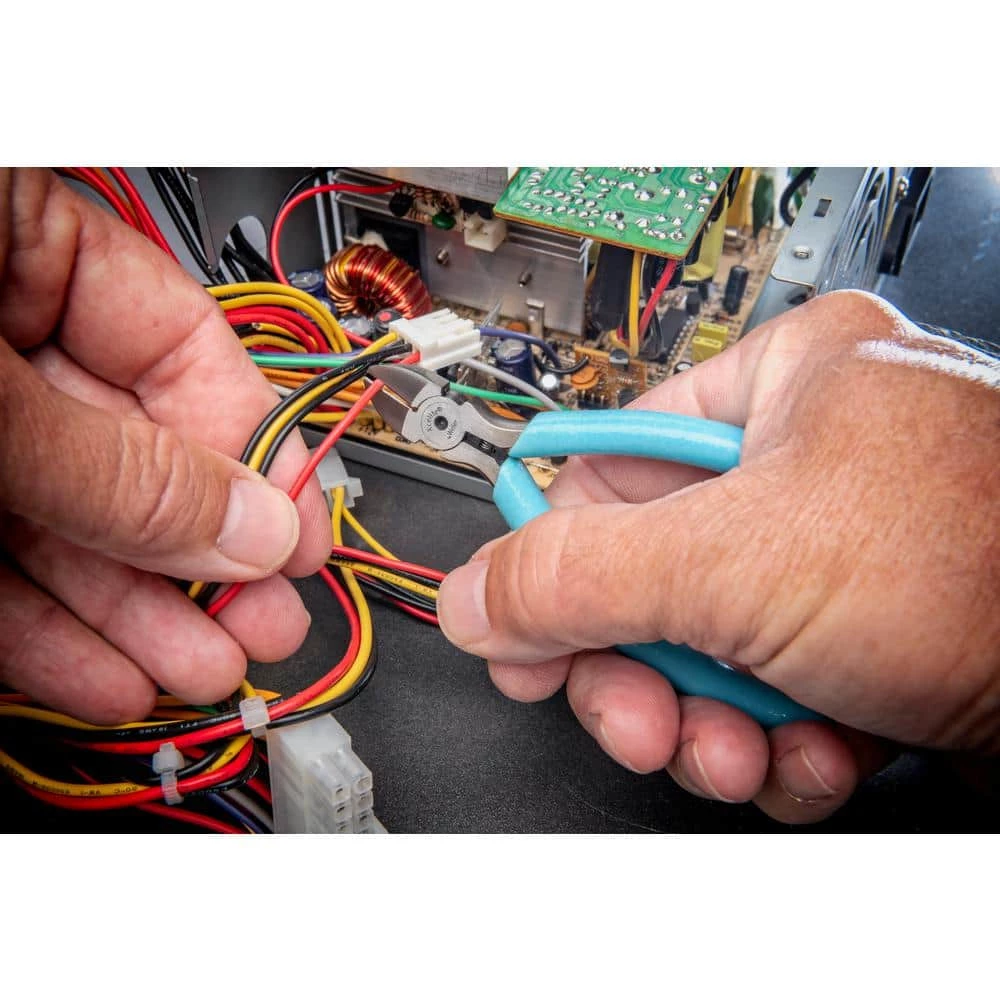 4 in. Oval Head Semi-Flush Diagonal Cutter by Xcelite 7 4 in. Oval Head Semi-Flush Diagonal Cutter by Xcelite - Image 5